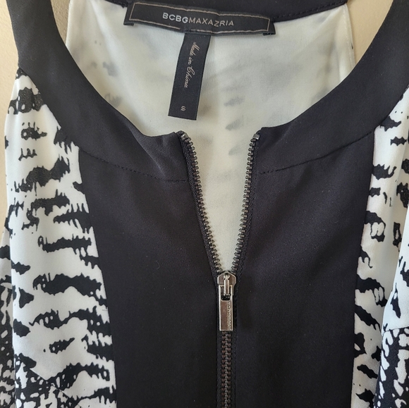 BCBGMaxAzria Ava shift dress - Picture 7 of 8